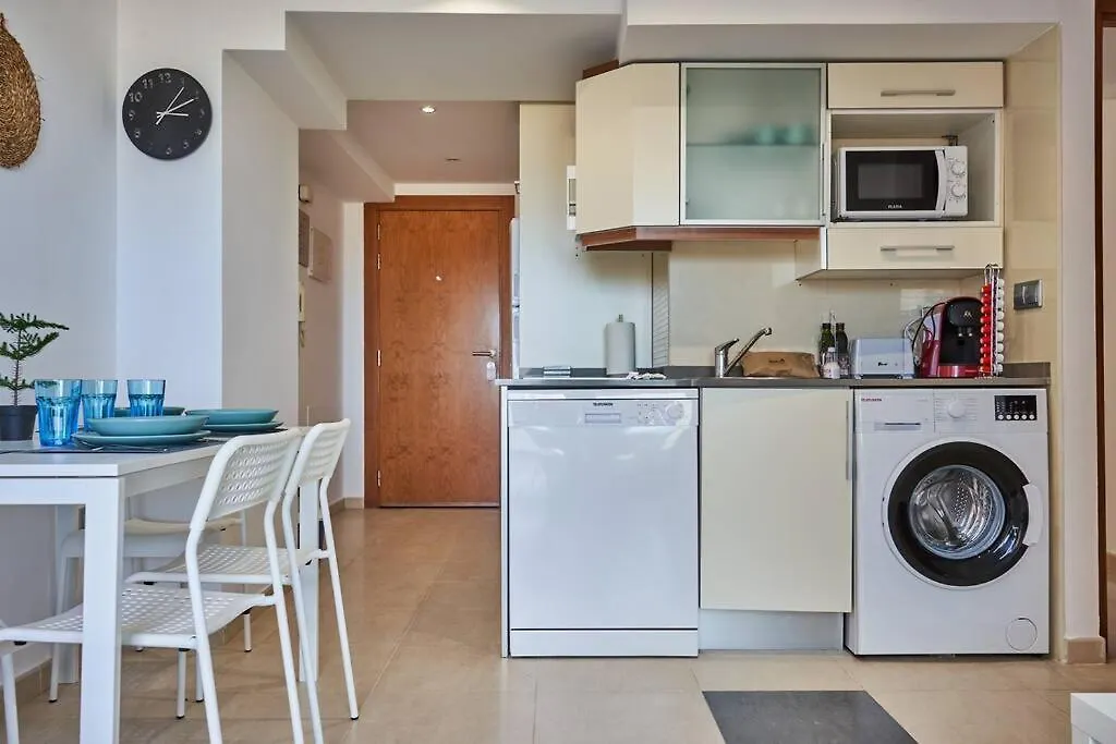 Stunning Penthouse Terrace & Pool, Free Parking Apartment Vera